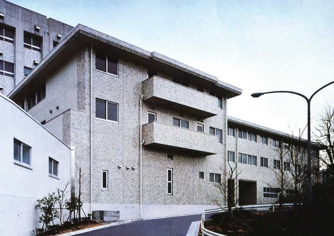 放射線研究棟(竣工1991年10月)