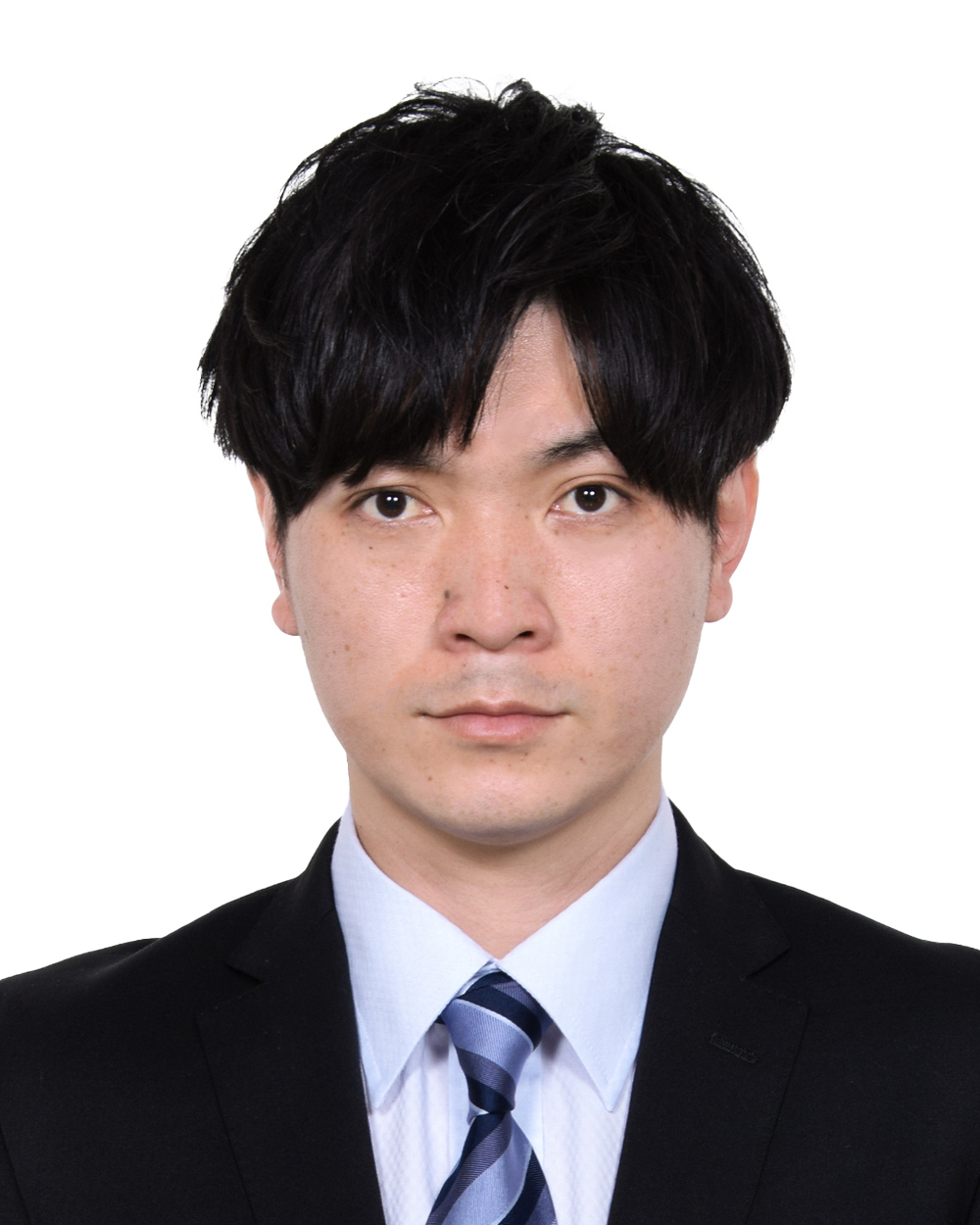 新立 正貴